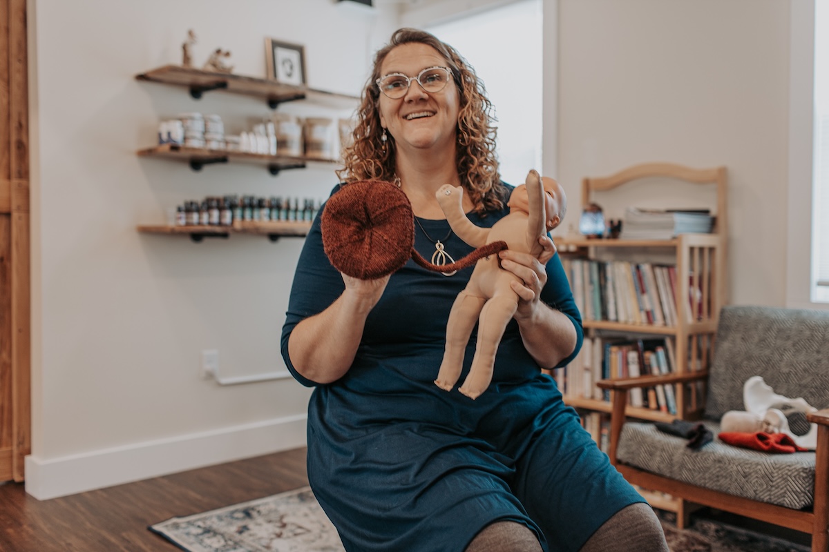 Amy at Red House Holistic Health talking about placenta encapsulation options